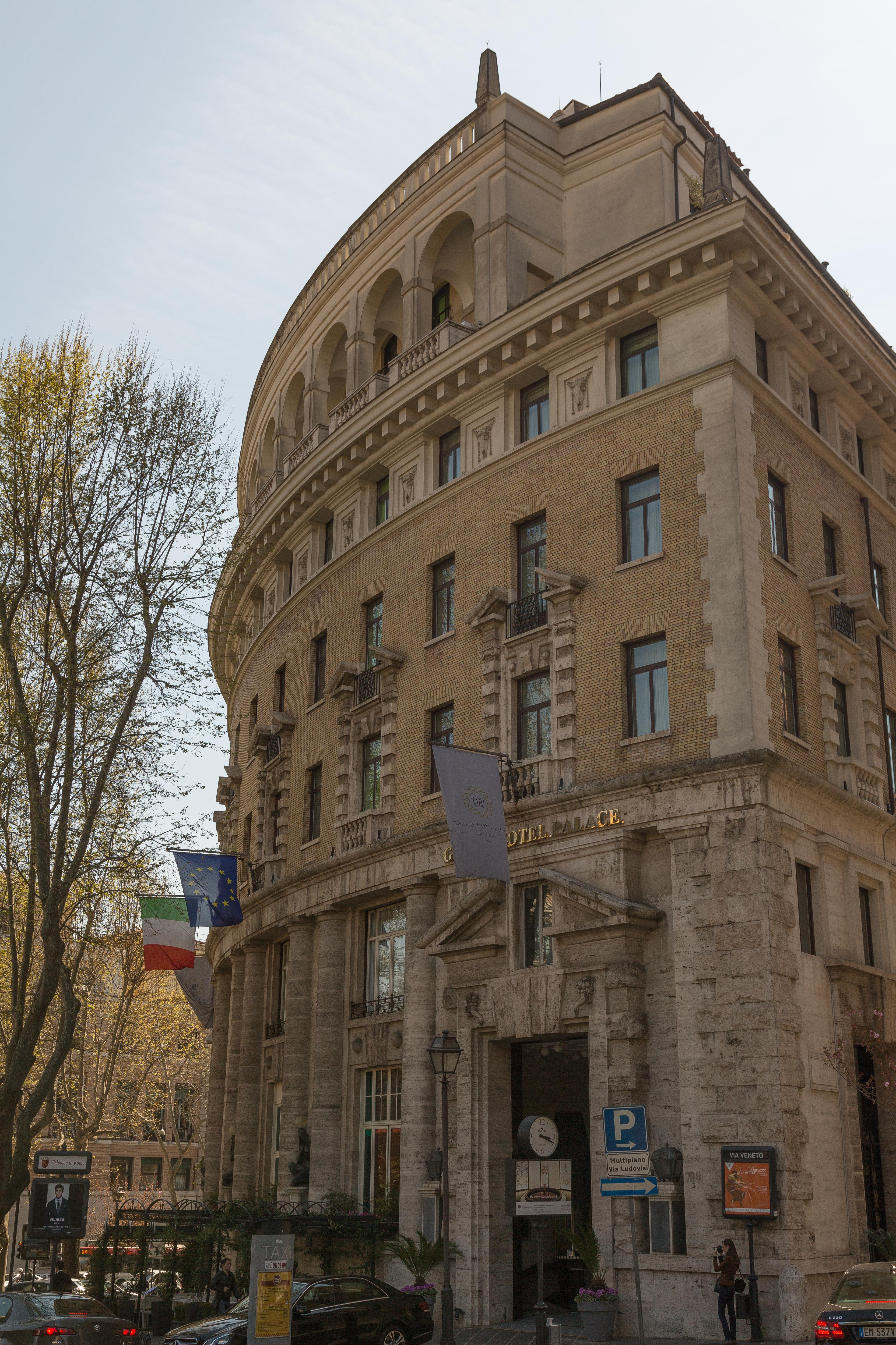 Grand Hotel Palace Rome Bagian luar foto