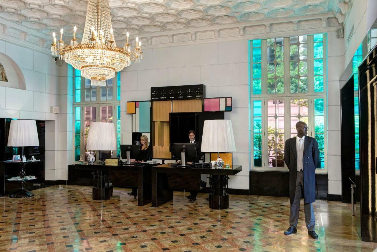 Grand Hotel Palace Rome Bagian luar foto